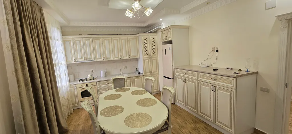 Уютная однокомнатная квартира расположена в центре города