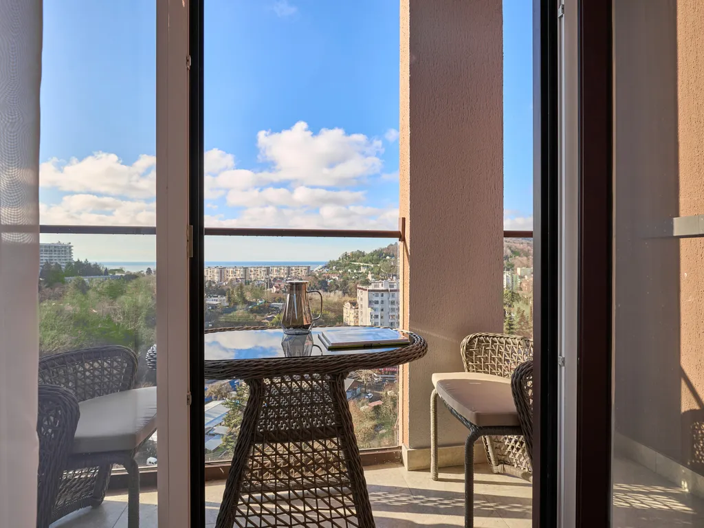 Шикарная квартира с видом на море