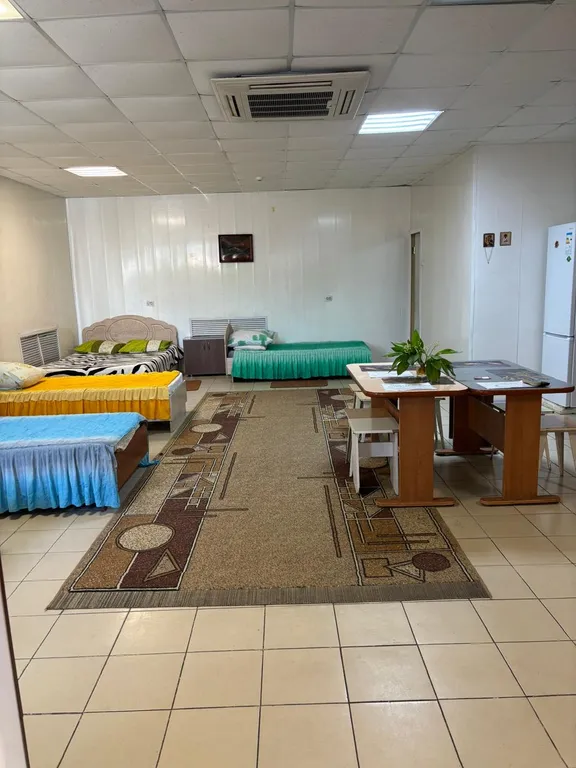 Дом в центре с бесплатной парковкой и охраняемой территорией