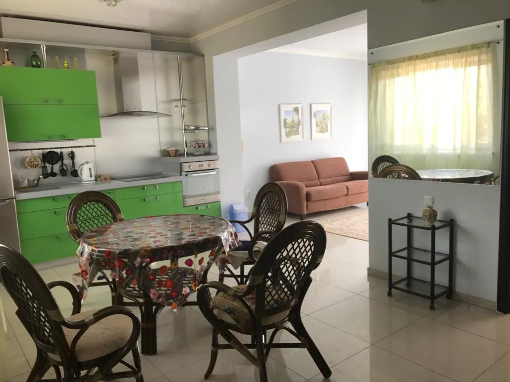 Квартира Квартира Двухместный номер люкс в "Райском уголке" — Стерегущее