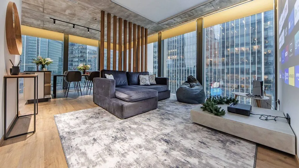 Угловой апартамент с Кинотеатром и Sony PSP