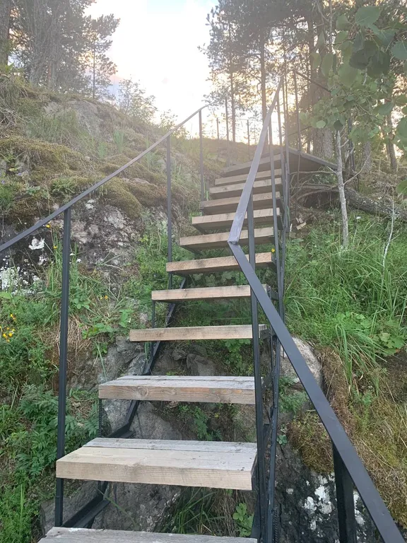 Коттедж с собственным пирсом и террасой на берегу Ладоги