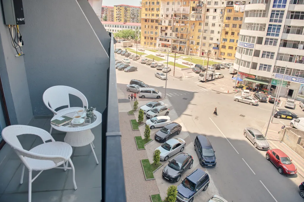 Студия с террасой возле моря