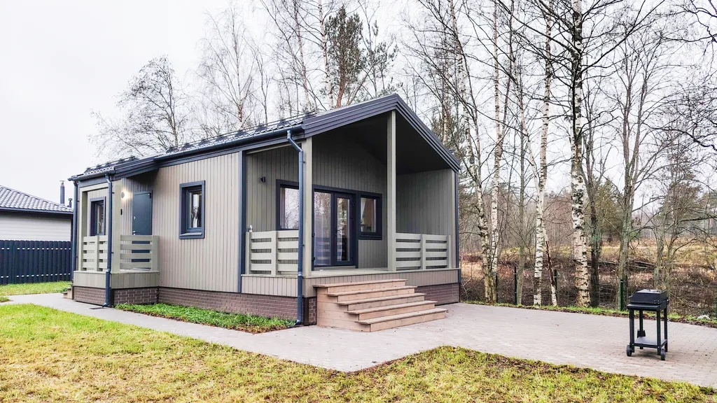 Коттедж Дом с террасой на берегу Отрадного озера — аренда посуточно в Приозерск