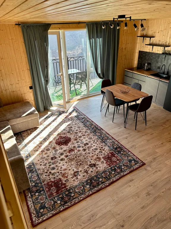 Гостевой дом с видом на водопад