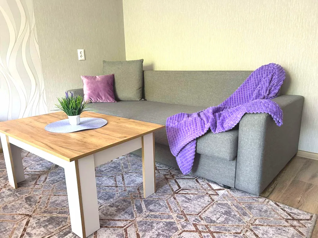 Новая 2 к/кв центр, рядом вокзалы и городской парк