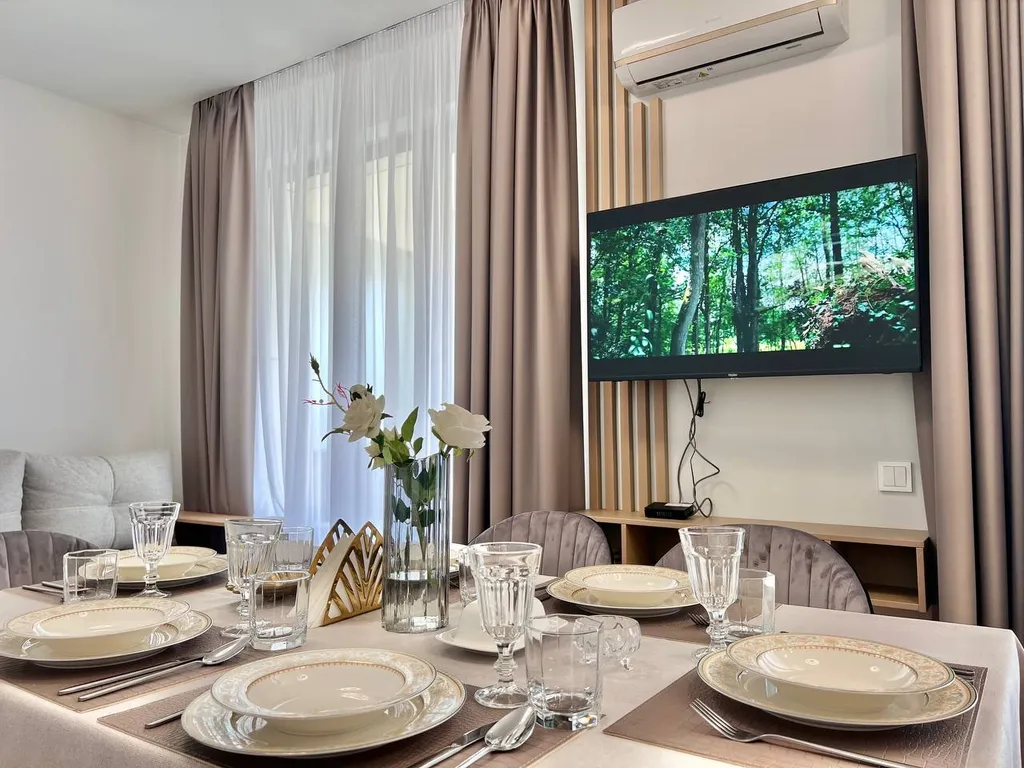 Квартира Евро - апартаменты с бассейном — аренда посуточно в Анапа