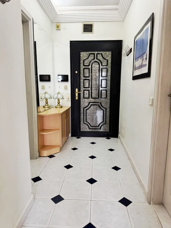 Большая квартира напротив пляжа Клеопатра