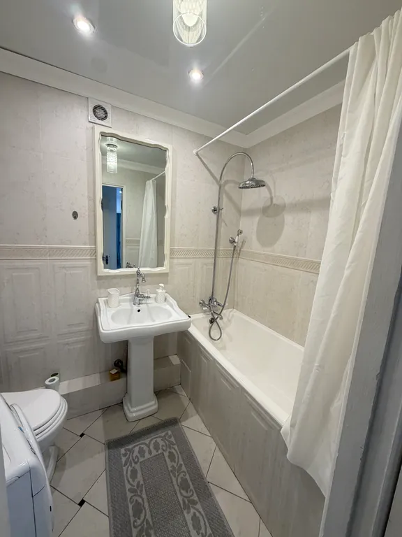 Двухкомнатная квартира в районе жд вокзала