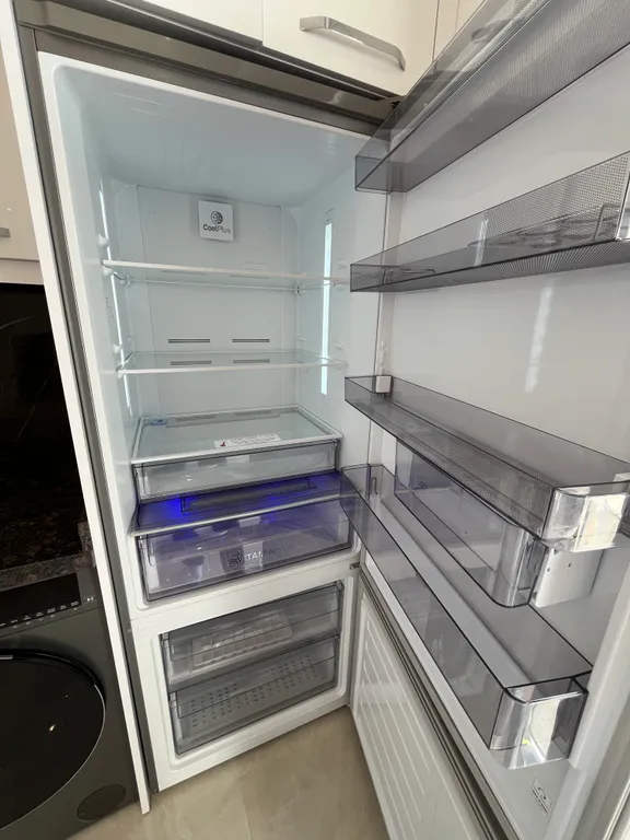 Просторная 2-этажная квартира с видом на море 10 минут от пляжа