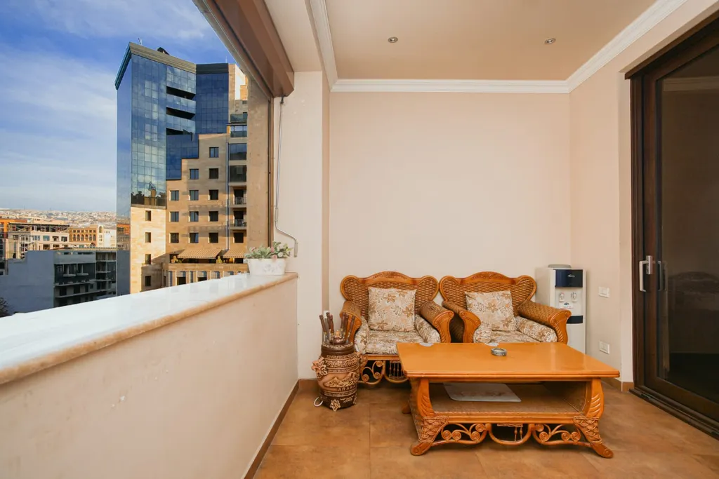 Шикарная квартира с 3 спальнями в самом центре города