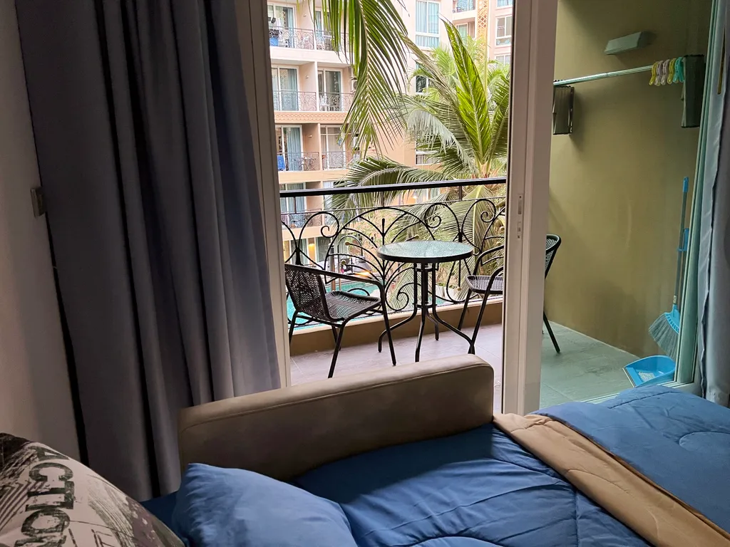 Большая евродвушка в Atlantis