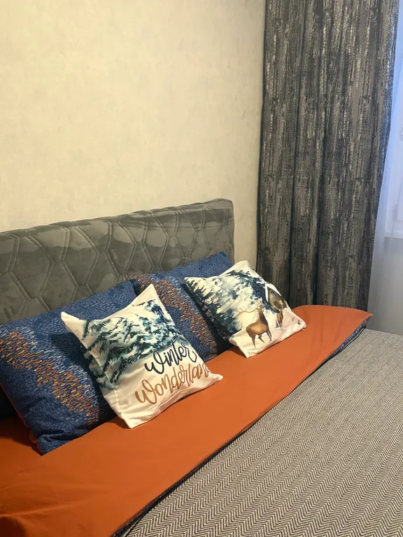 Квартира с большой кухней-гостиной и уютной изолированной спальней