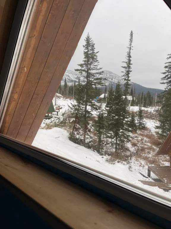 Коттедж Уютный дом с видом на горы — Шерегеш