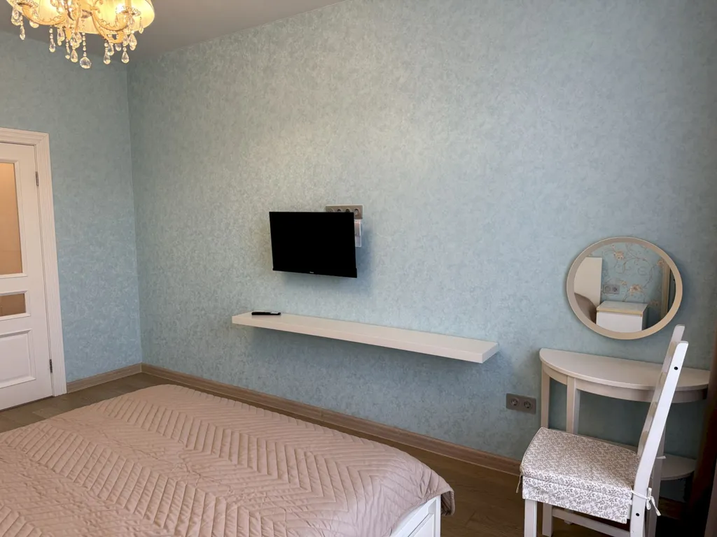 Квартира 1-комнатная квартира, 12 минут до центрального пляжа, балкон вид на горы — Геленджик