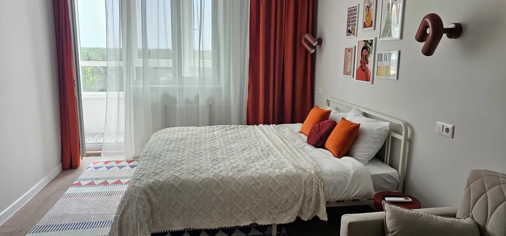 Студия с видом на лес