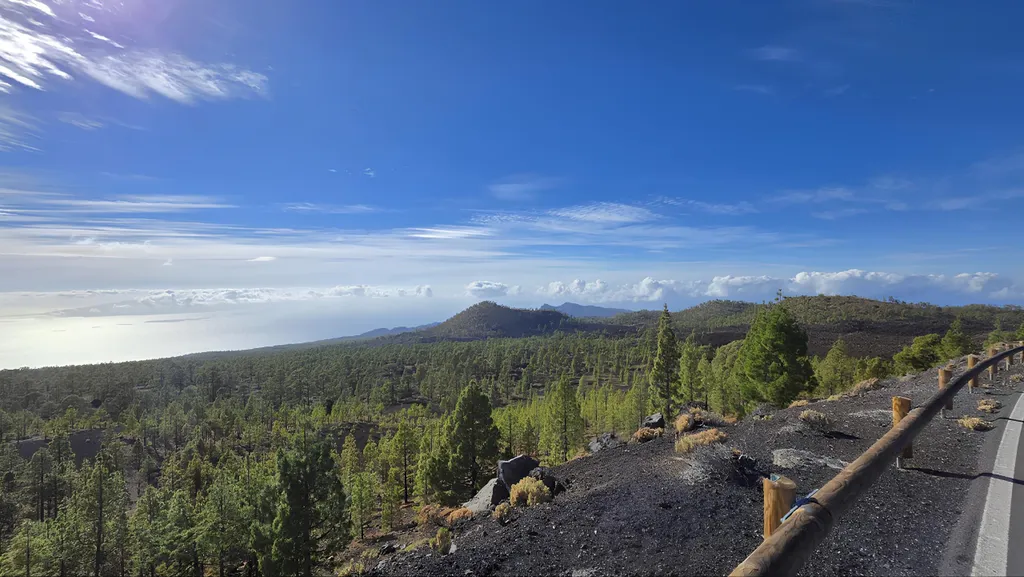 PaulMarie Superior Ocean Lounge