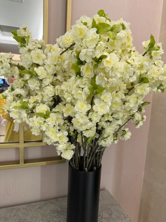 Уютный уголок рядом с ЦУМом и ГУМом