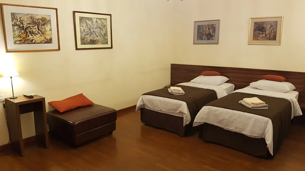 Просторная квартира в центре с 2-я спальнями