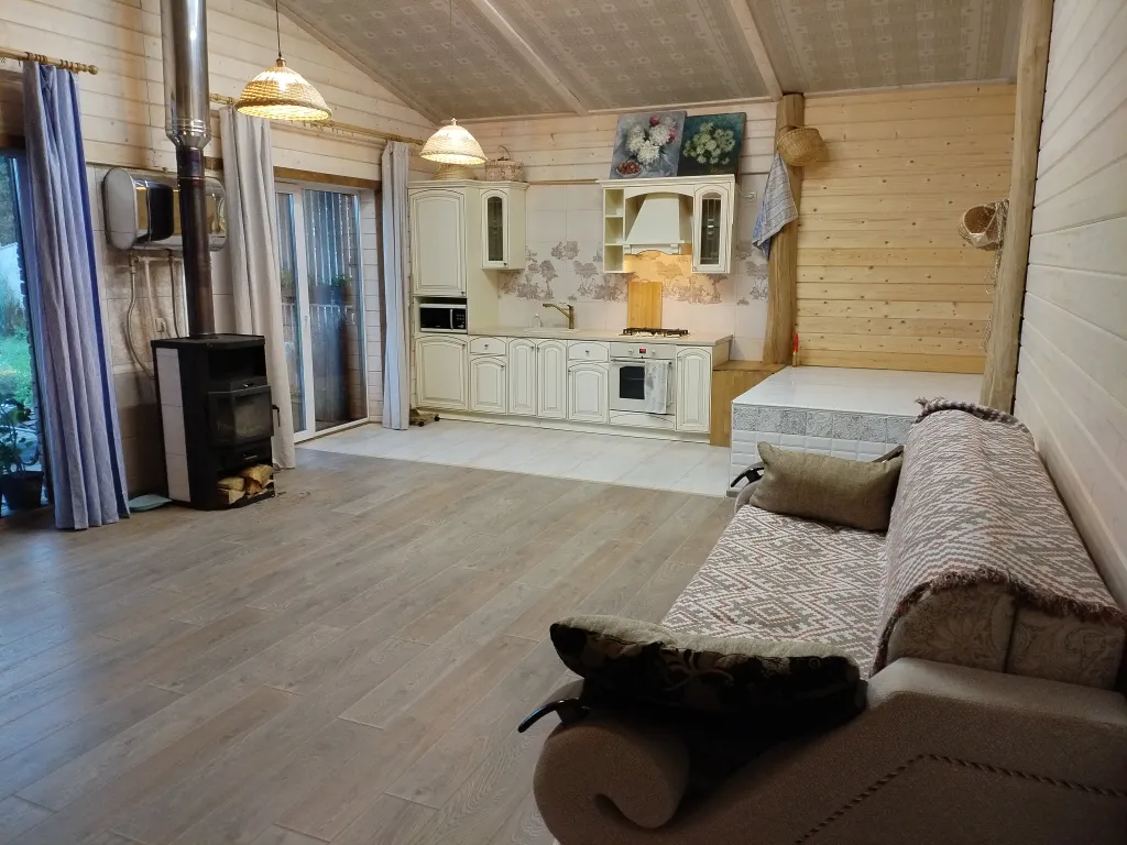 Уютный дом с баней