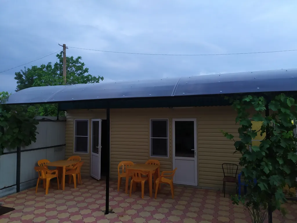 Уютный двух комнатный номер для четырёх гостей