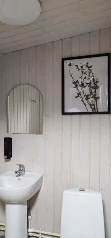 Уютный срубовой дом возле леса с тремя озёрами