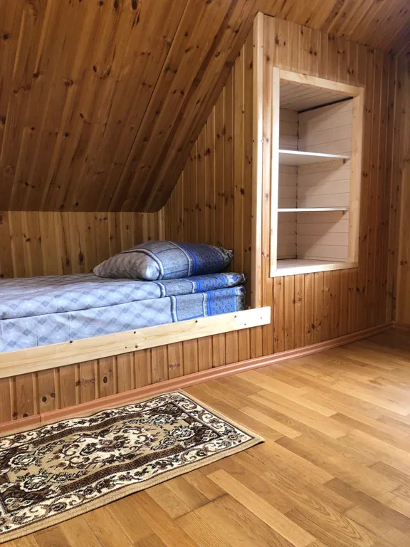 Средний дом на Онежском взморье