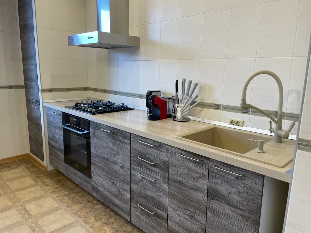 Апартаменты для большой семьи в курзоне, с балконом и видом на машук