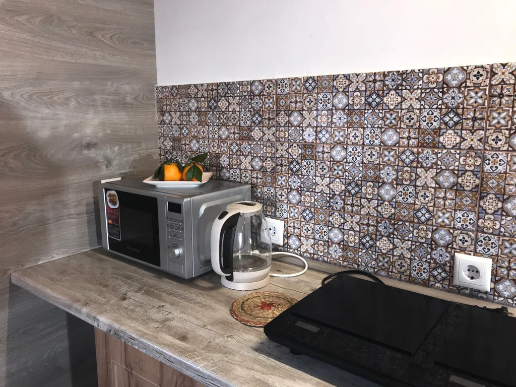 Загородный дом в лесу вблизи залива