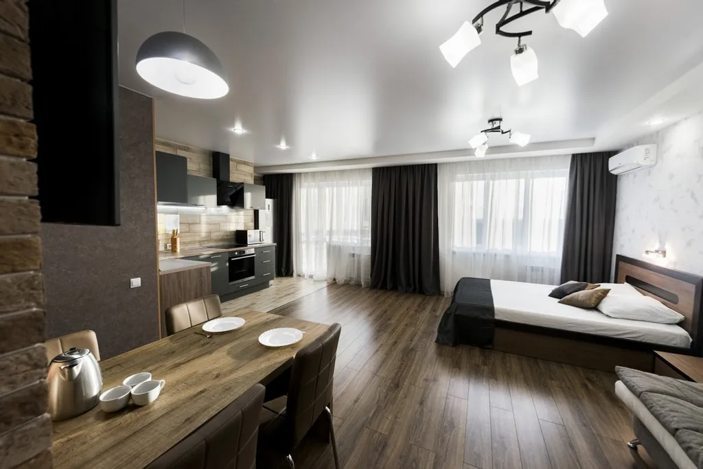 Просторная дизайнерская видовая студия