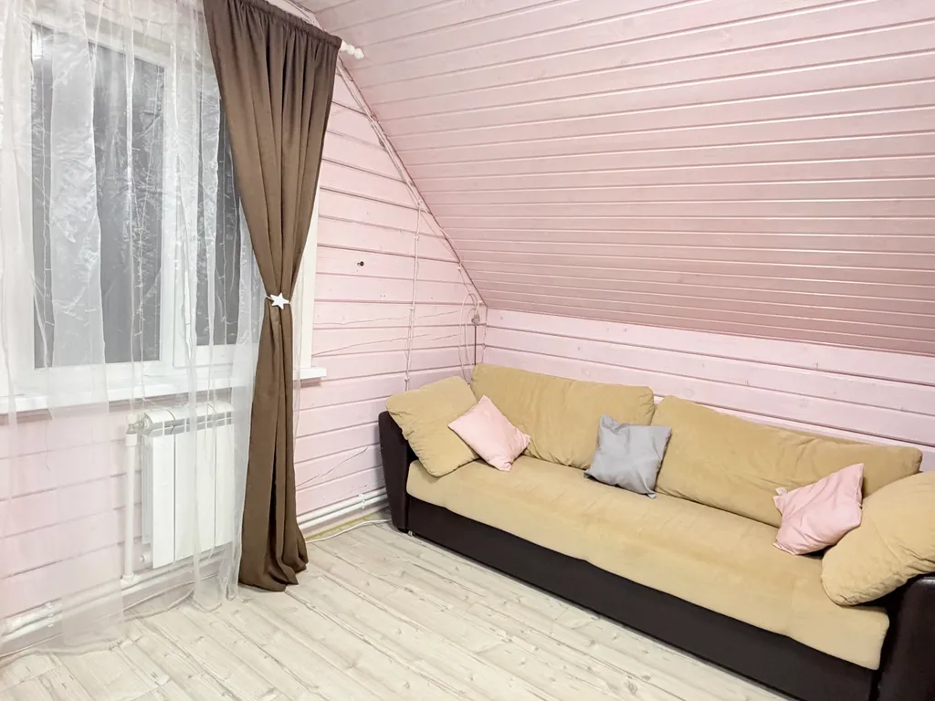 Уютный семейный дом с баней