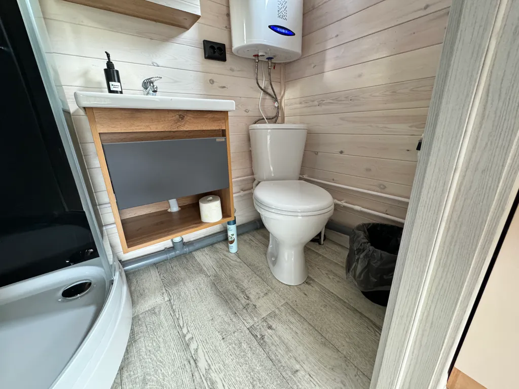 Домик с видом на горы