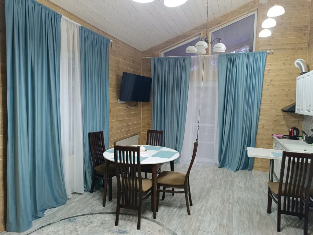 Шале в лесу с видом на горы (до 6-ти человек)