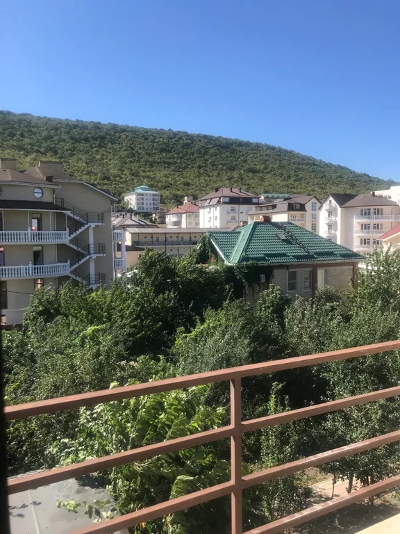 Уютная студия с видом на горы