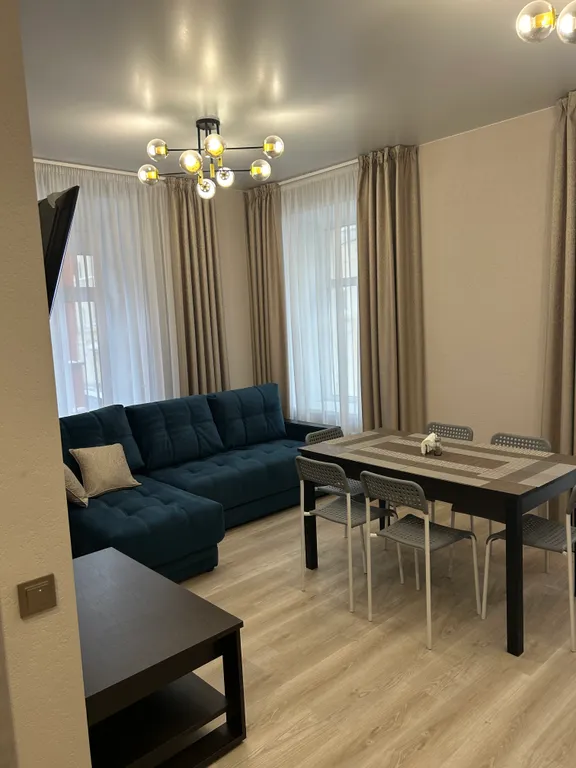 Квартира Большая студия с отдельной спальней — аренда посуточно в Ярославль