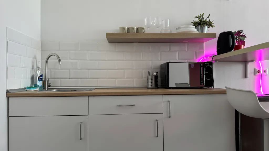 Апартаменты Pink neonlight