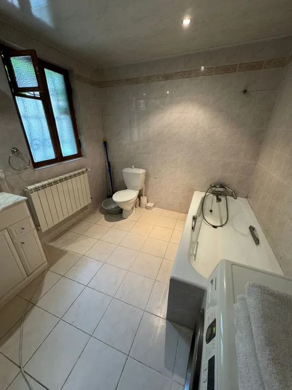 Бутовый дом на участке 5 соток