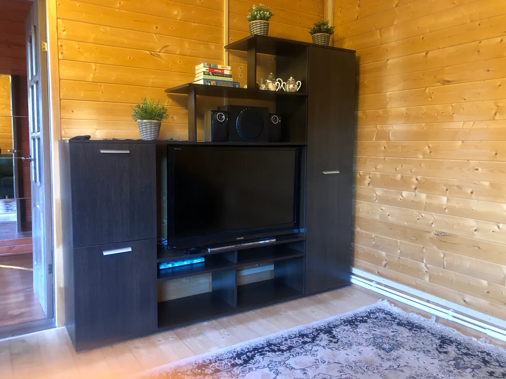 Коттедж Домик у леса с камином — Малая Брембола