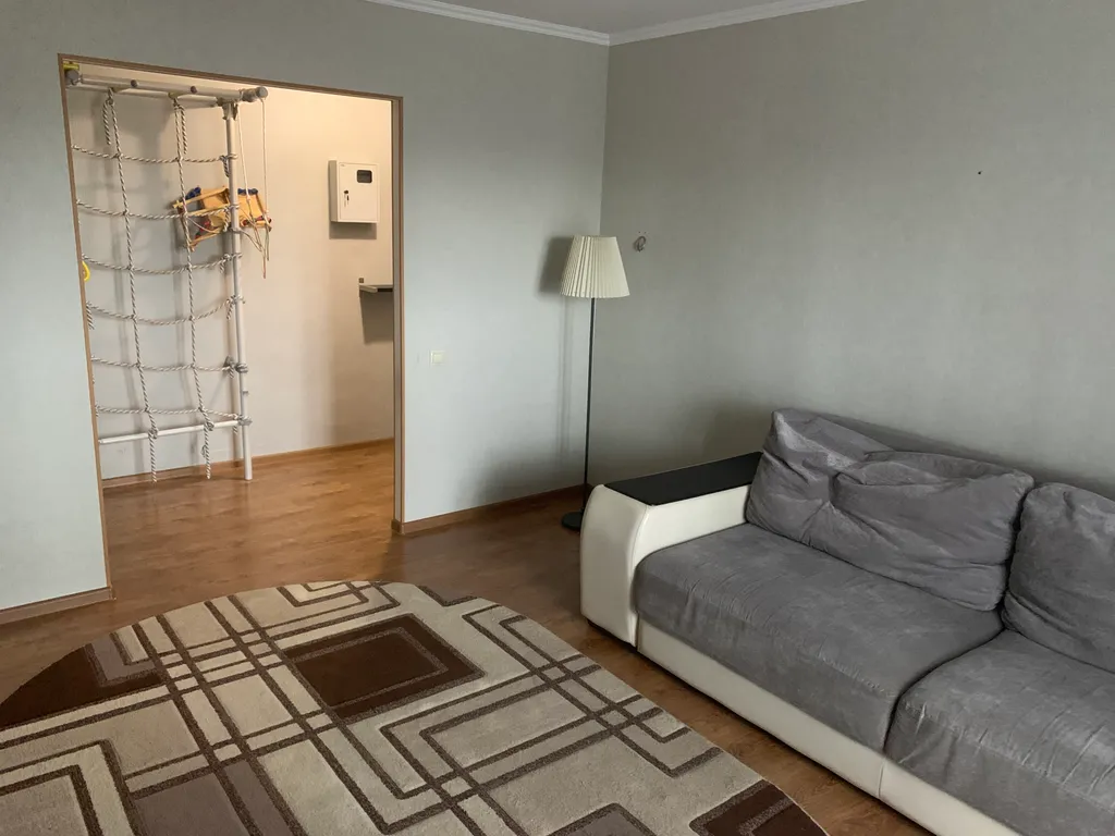 Двухкомнатная квартира в новом чистом районе с видом на парк