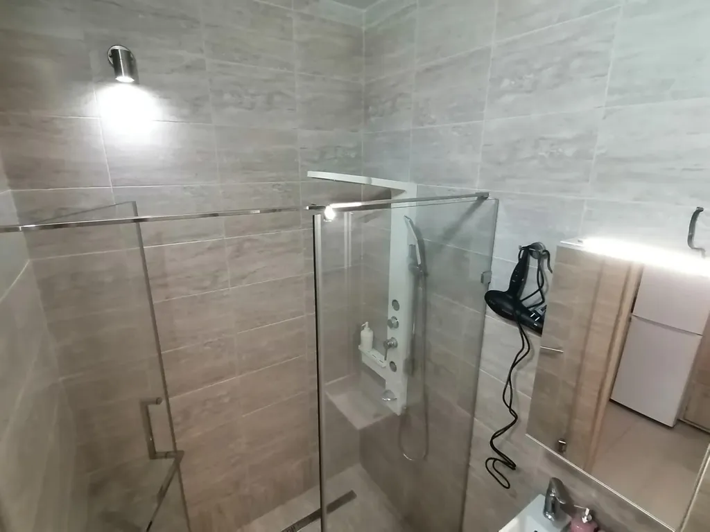 Отличная квартира-студия для семейного отдыха в 5 минутах от моря