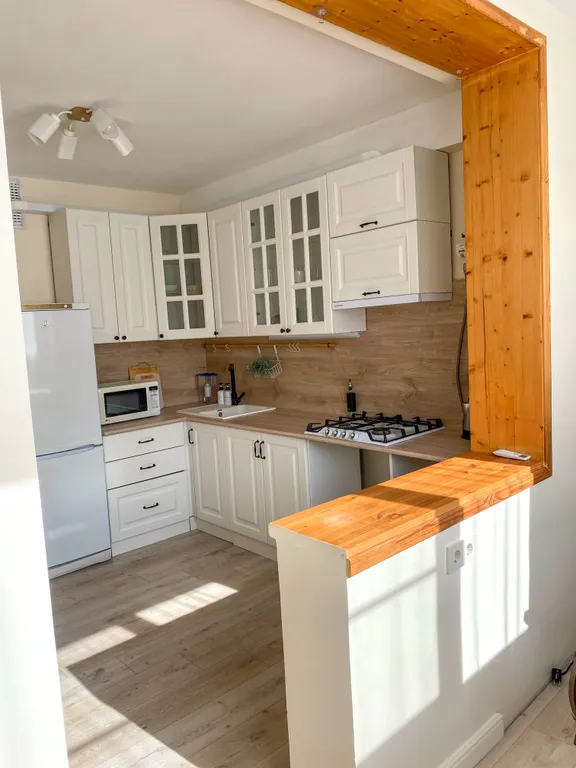 Квартира Светлая, уютная, солнечная однокомнатная квартира — Сириус