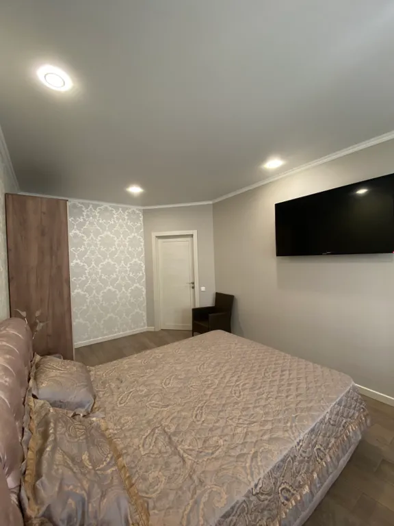 Уютная квартира в центре поселка