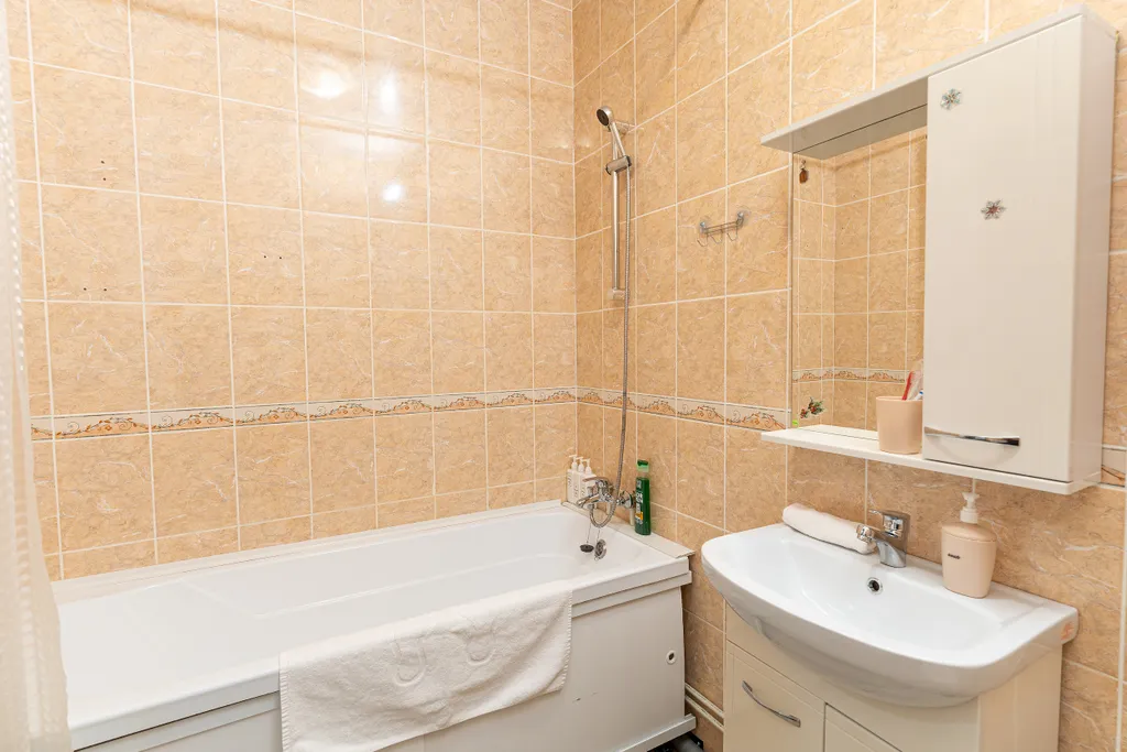 Уютная студия Orange в спальном районе