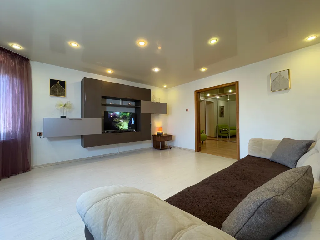 3-комнатная квартира в 5 минутах от центра