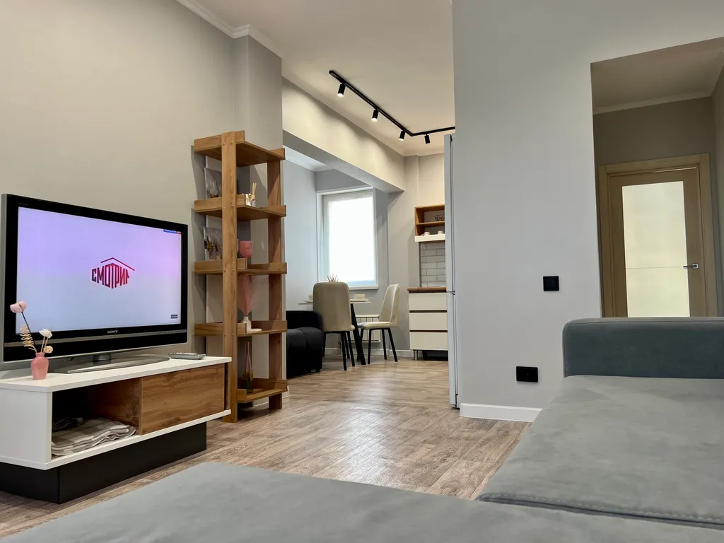 Квартира Квартира Возле планеты — Красноярск