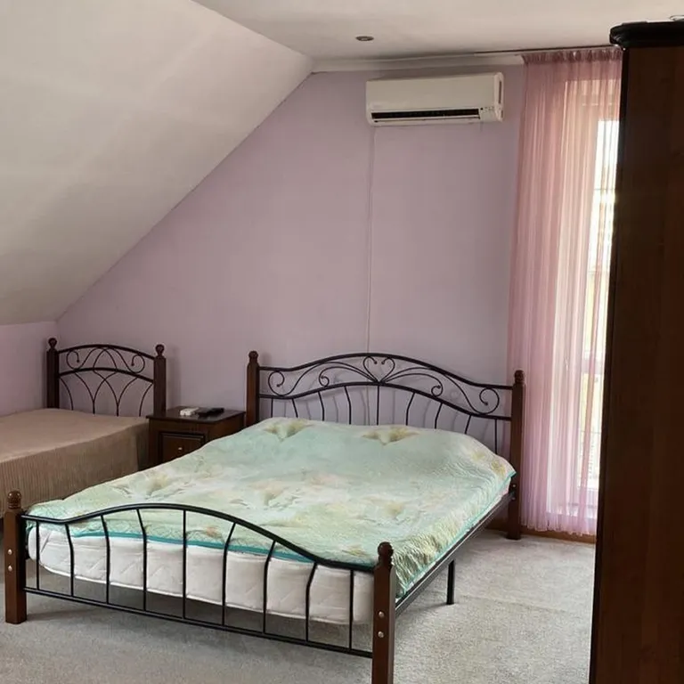 4-комнатный Дом