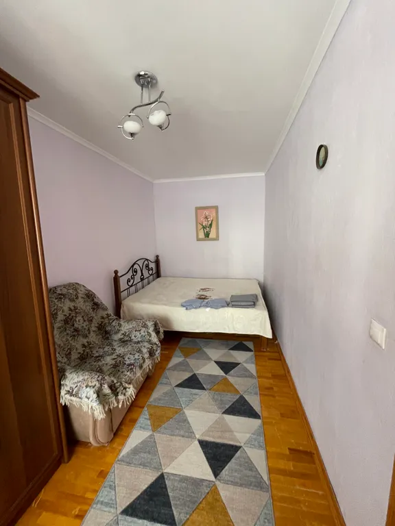 Уютная двухкомнатная квартира в центре Домбая