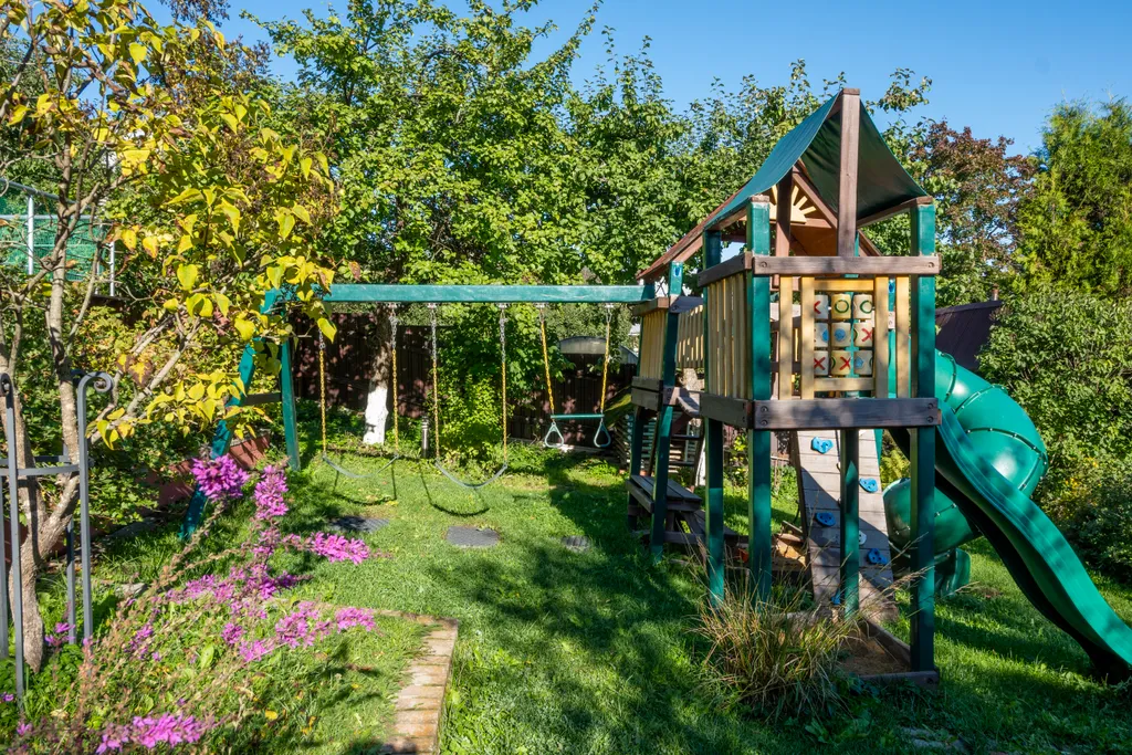 Коттедж на первой береговой линии с шикарным панорамным видом на озеро