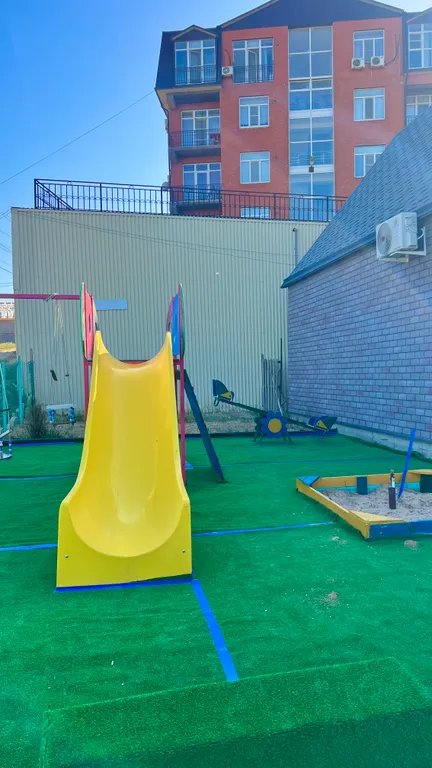 Домики на берегу Каспийского моря