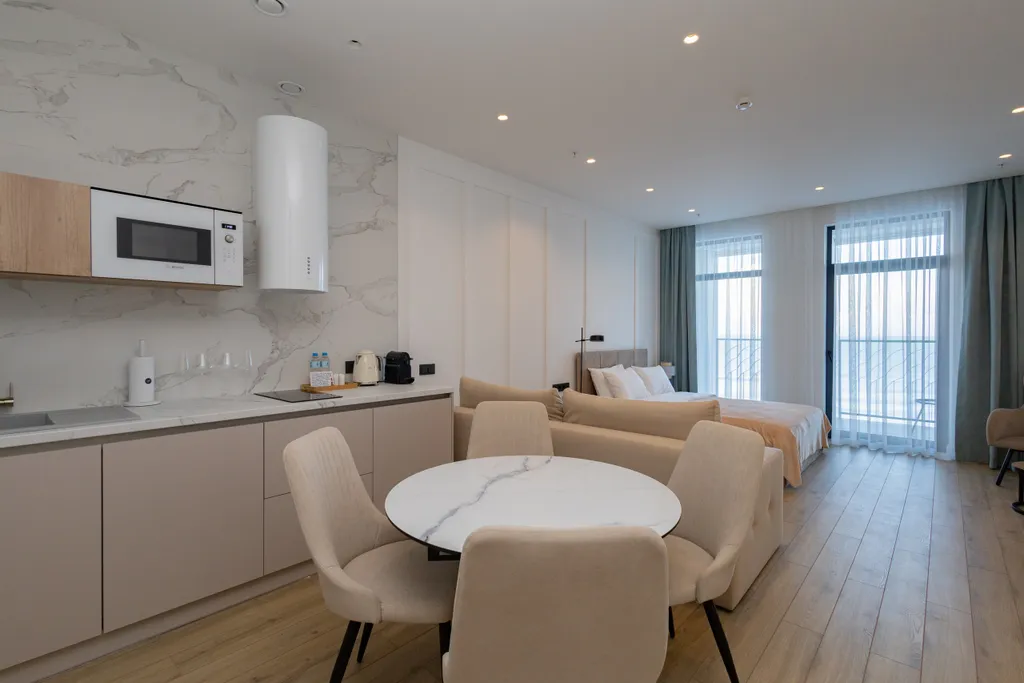 Мраморный бриз с панорамным видом на море